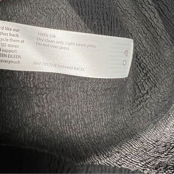 Eileen Fisher 100% Silk Textured Black V Neck Long Sleeve Oversized Tunic Top L - Picture 15 of 15